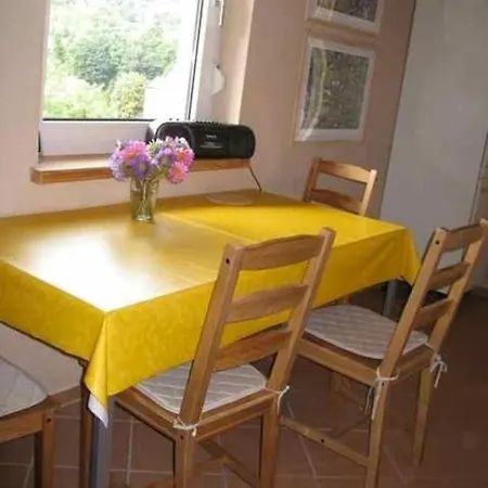 Separate Groessere Im Dg * Rosenthal-Bielatal